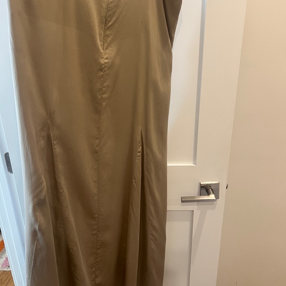 DISSH EVANS STONE SILK SLIP MIDI DRESS - Picture 7 of 7